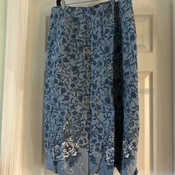 Charter Club Dresses & Skirts - Charter Club Floral Patterned Midi Skirt